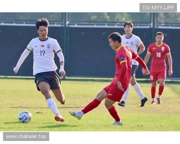 半场国青领先杨铭锐建功苗润东